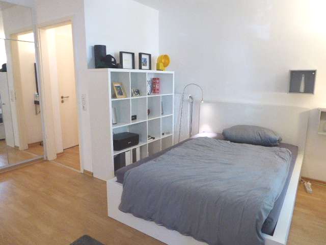 Schickes 1-Zimmer Apartment im Nordend image 2