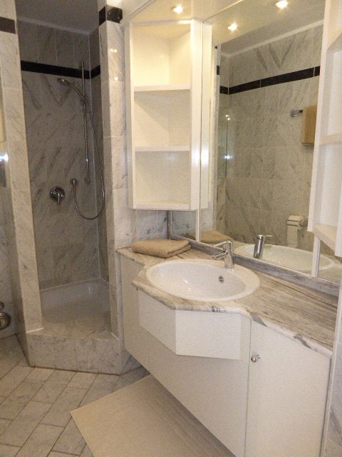 Neues 1-Zimmer-Apartment im Nordend image 4