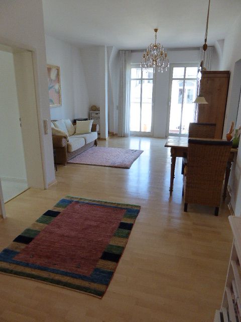 Schicke Wohnung in Top-Lage image 3