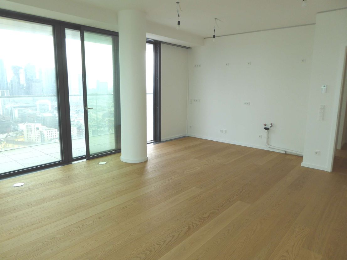 Grand Tower 24.OG image 3