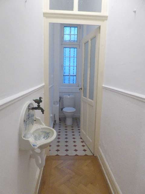 Schicke Altbauwohnung Westend image