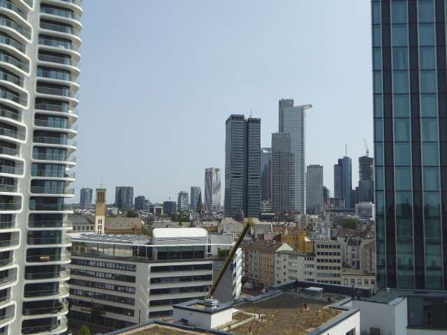 Eden Tower 3-Zimmerwohnung image