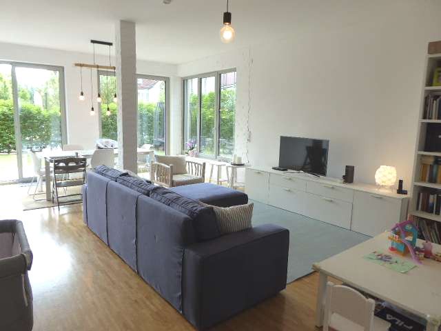 Schicke 3-Zimmer Gartenwohnung image 2