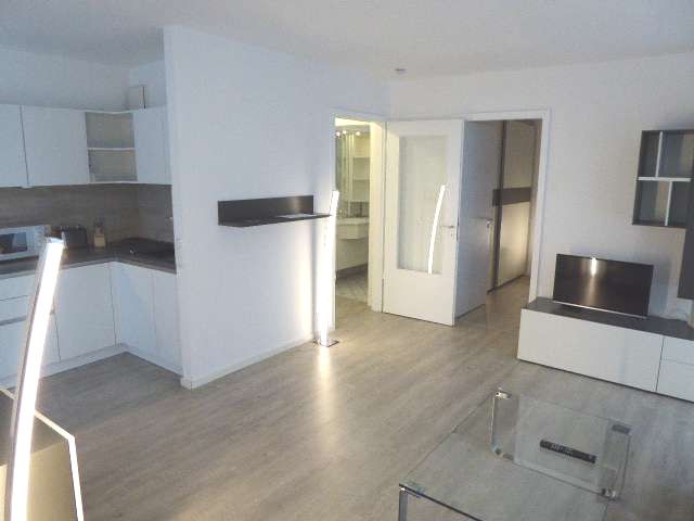 Helle 2-Zimmerwohnung im Nordend image 2