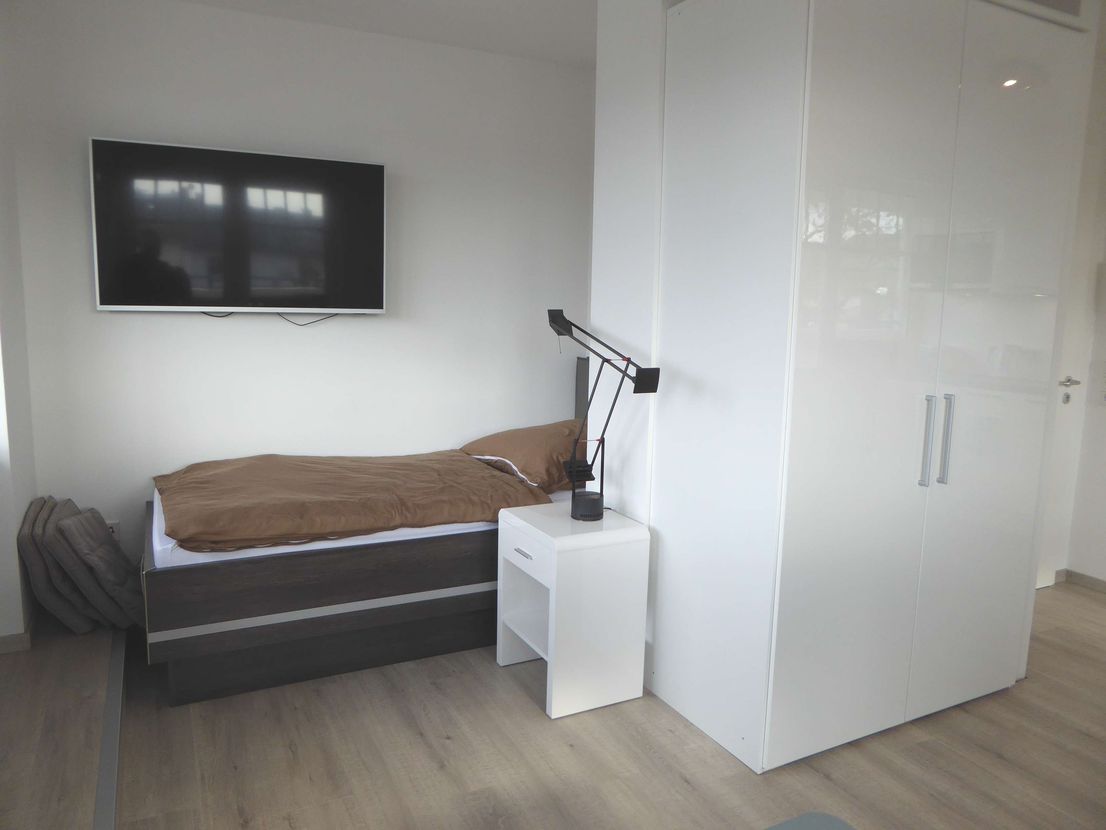 Schöne 1-Zimmerwohnung mit Skylineblick im Nordend image 3