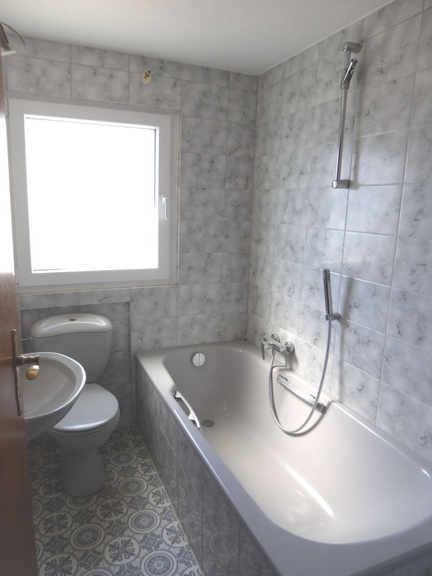 Wohn-und Geschäftshaus zzgl. einem Einfamilienhaus in zweiter Baureihe.. image 4