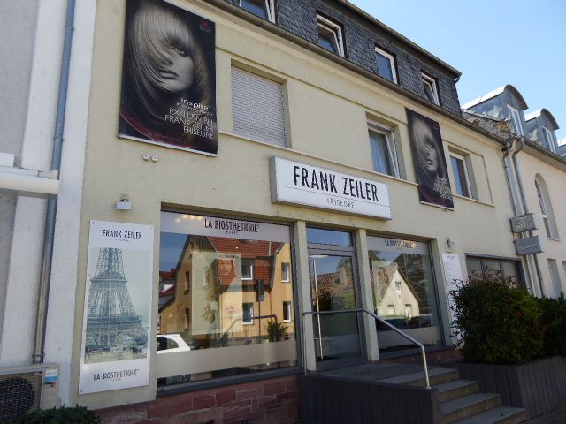 Wohn-und Geschäftshaus zzgl. einem Einfamilienhaus in zweiter Baureihe.. image 1