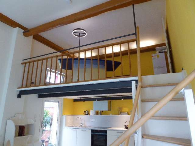 Tolle 2-Zimmerwohnung direkt am Schloss... image 1