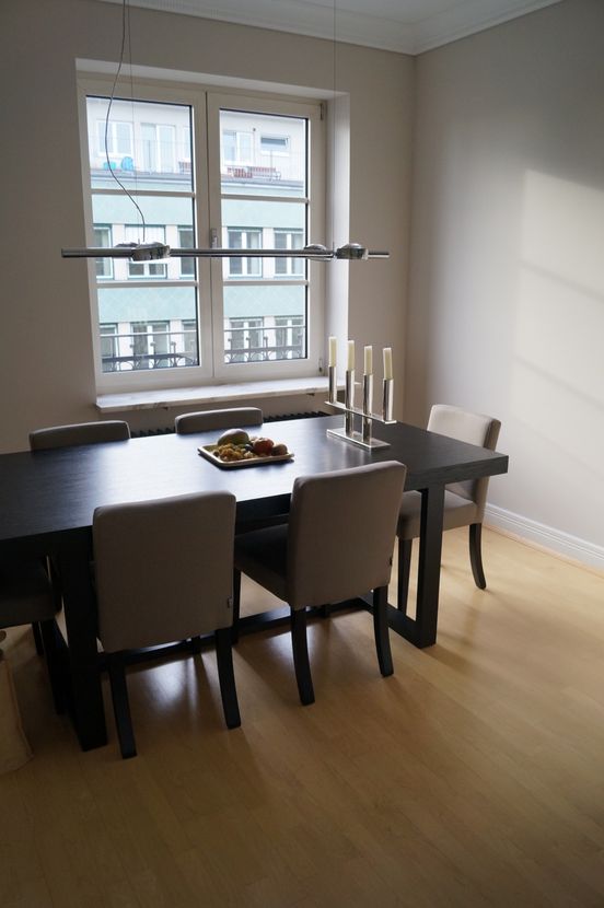 Traumhafte Altbauwohnung zwischen Palmengarten und "Alter Oper" image 3