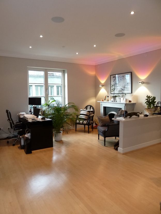 Traumhafte Altbauwohnung zwischen Palmengarten und "Alter Oper" image 2