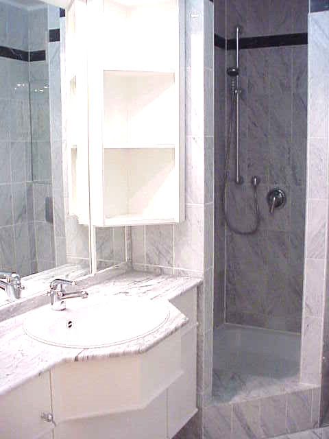 Schicke 2-Zimmerwohnung im Nordend image 4