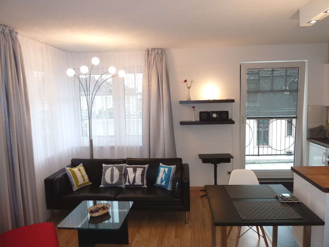 Schicke 2-Zimmerwohnung im Nordend image 2