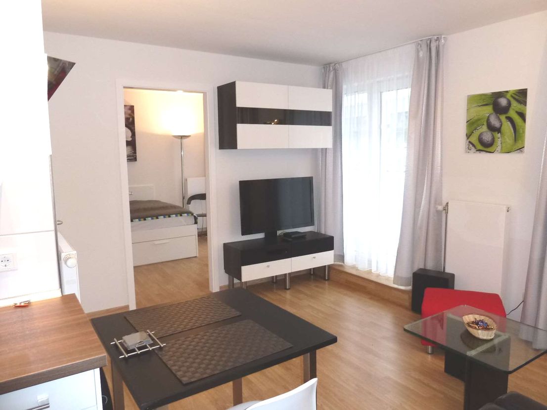 Schicke 2-Zimmerwohnung im Nordend image 3