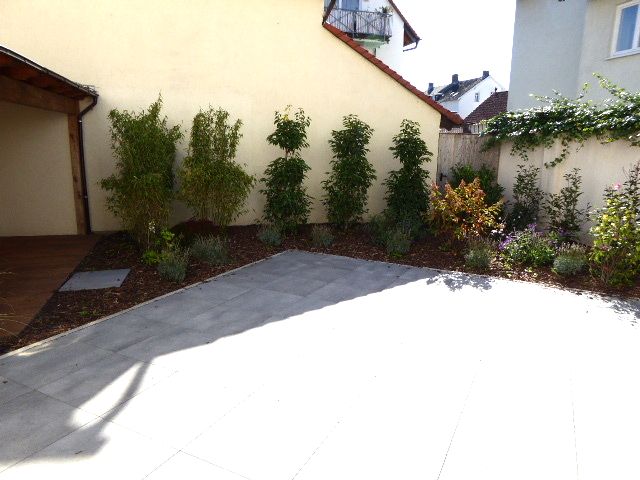 Modernes Stadthaus in familienfreundlicher Lage von Bad Homburg image